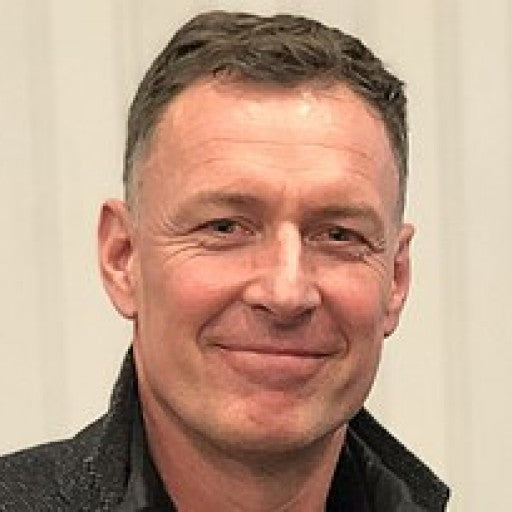 Chris Sutton after dinner speaker, event speaker, motivational speaker, keynote speaker, business speaker