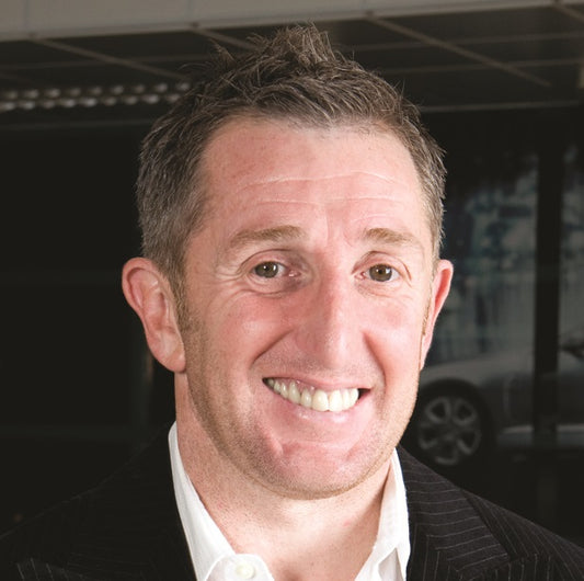 jonathan Davies after dinner speaker, event speaker, motivational speaker, keynote speaker, comedy presenter, business speaker, sports presenter