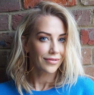 Laura Hamilton after dinner speaker, event speaker, motivational speaker, keynote speaker, comedy presenter, business speaker, sports presenter