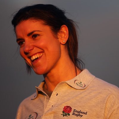 Sarah Hunter after dinner speaker, event speaker, motivational speaker, keynote speaker, comedy presenter, business speaker, sports presenter