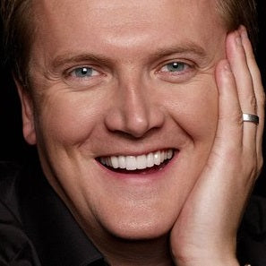 Aled Jones after dinner speaker, event speaker, motivational speaker, keynote speaker, comedy presenter, business speaker, sports presenter