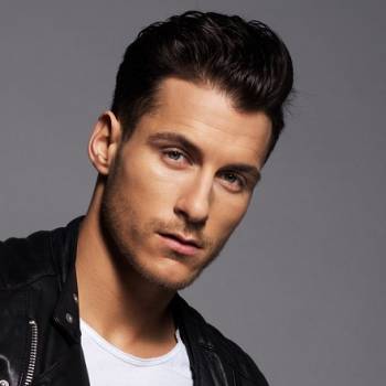 Gorka Marquez after dinner speaker, event speaker, motivational speaker, keynote speaker, comedy presenter, business speaker, sports presenter