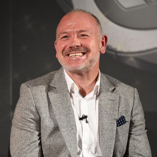 Ieuan Evans after dinner speaker, event speaker, motivational speaker, keynote speaker, comedy presenter, business speaker, sports presenter