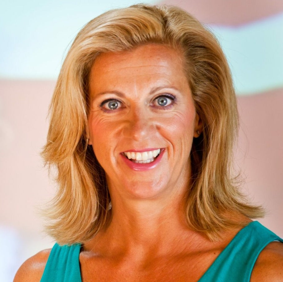 Sally Gunnell OBE after dinner speaker, event speaker, motivational speaker, keynote speaker, comedy presenter, business speaker, sports presenter