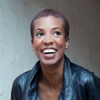 Samantha Clarke after dinner speaker, event speaker, motivational speaker, keynote speaker, comedy presenter, business speaker, sports presenter