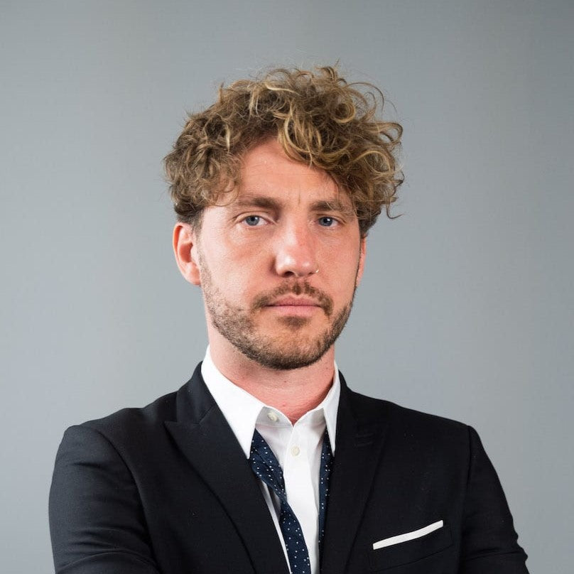 Seann Walsh after dinner speaker, event speaker, motivational speaker, keynote speaker, comedy presenter, business speaker, sports presenter