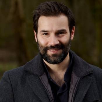 Adam Buxton after dinner speaker, event speaker, motivational speaker, keynote speaker, comedy presenter, business speaker, sports presenter