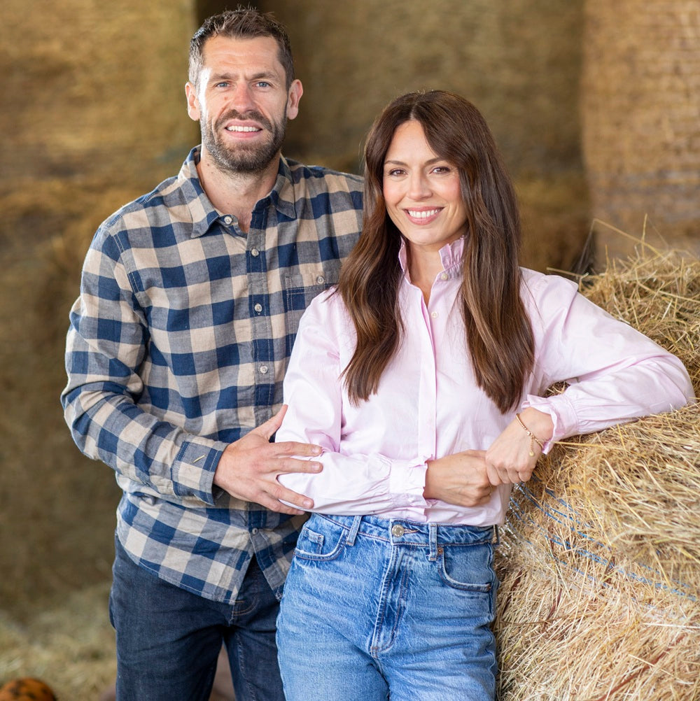 Hire Kelvin & Liz Fletcher - Fletchers Family Farm – Prime Performers