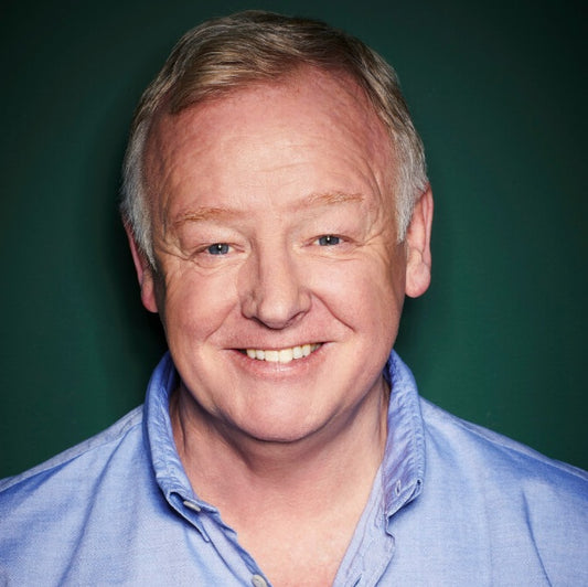 Les Dennis